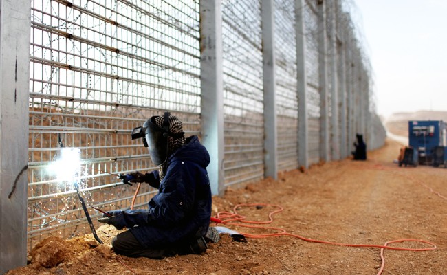 При строительстве проекта «Стена» обнаружены крупные хищения