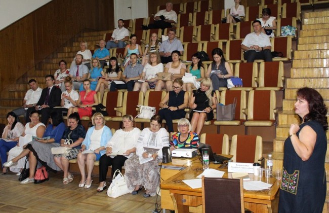 В Днепре судей обучили современному деловому украинскому языку