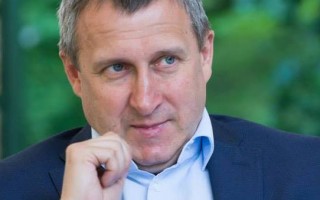 Проблема очередей на границе требует трех шагов, — А. Дещица