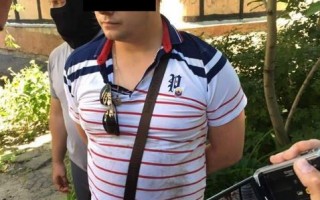 Сотрудник военной контрразведки СБУ «не мешал» вести порнобизнес