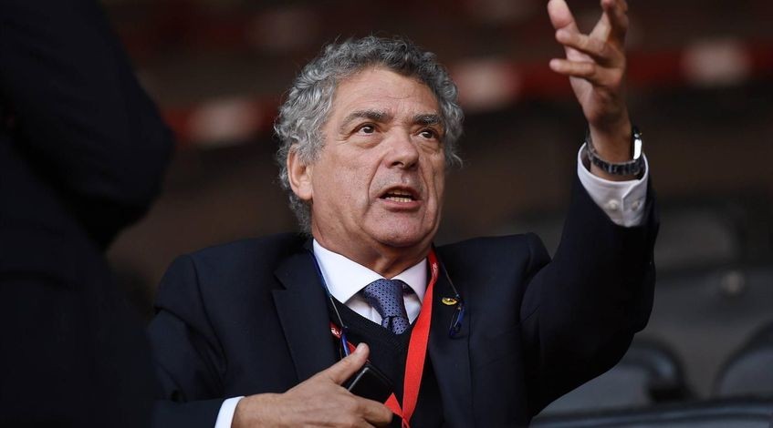 Руководителя ФИФА заподозрили в коррупции