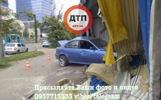 В Киеве иномарка убила стажера автосервиса. ФОТО