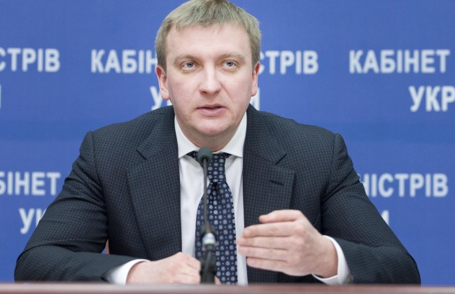 Минюст отменит все нормативно-правовые акты УССР, — П. Петренко