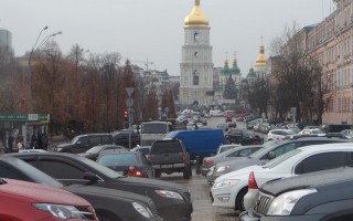 Столица избавилась от назойливых парковщиков