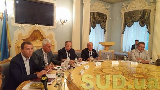 Количество не рассмотренных судебных дел украинцев достигло рекорда