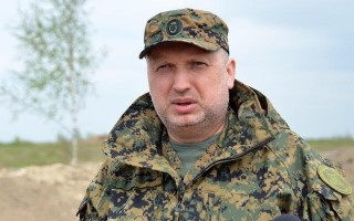 Турчинов отметил опасное направление наступления боевиков