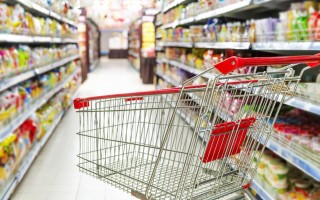 Где в столице можно купить продукты дешевле
