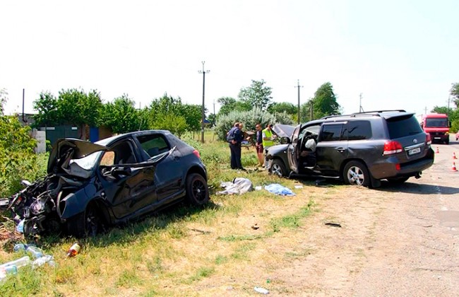 Авария на Херсонщине: 5 погибших, среди них - ребенок