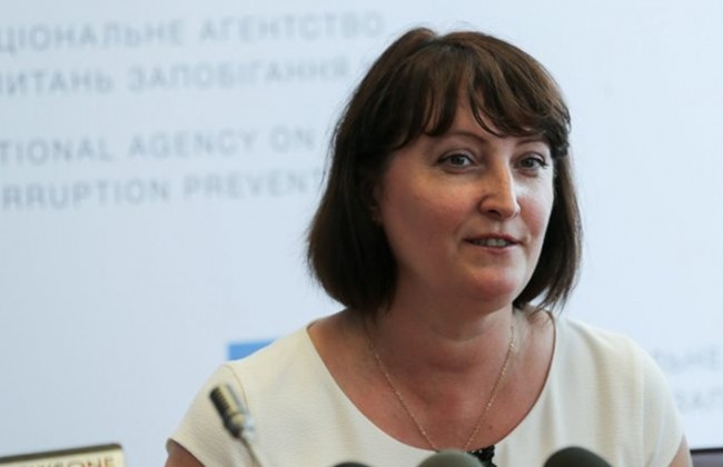 Стало известно, почему НАПК работает неэффективно