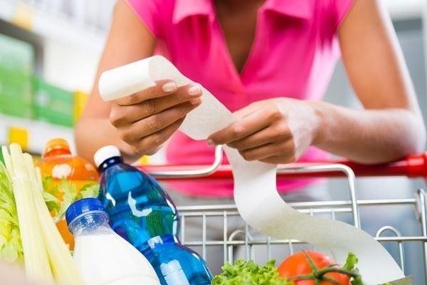 Без государственного регулирования: на сколько подорожали социальные продукты за 40 дней