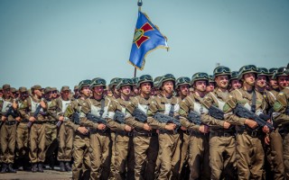В центре Киева проходит репетиция военного парада (ВИДЕО ТРАНСЛЯЦИЯ)