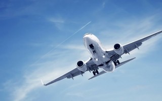 МАУ вводит плату за получение посадочных талонов в аэропорту