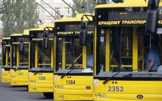 Столичні трамваї і тролейбуси їздитимуть за новим графіком