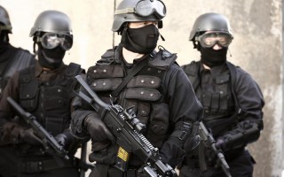 В США полиция застрелила грозившую покончить с собой женщину