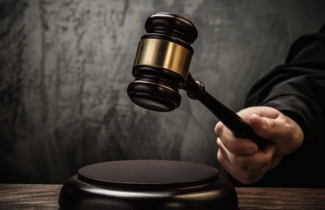 Прокуратура подозревает руководителя госпредприятия в получении взятки