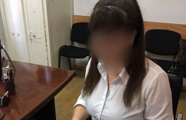 Сотрудница медчасти киевского СИЗО задержана за взятки (фото)