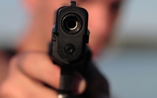 В столице «адвокат» стрелял в несовершеннолетнего