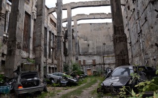 Автокладбище: обнаружена свалка BMW (фото, видео)