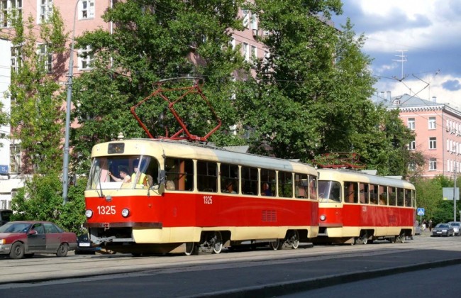 Два общественных транспорта в Киеве прекратят движение