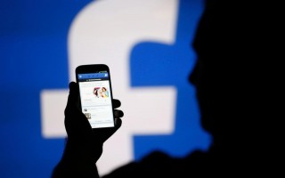 Facebook оштрафовали на 1,2 млн долларов