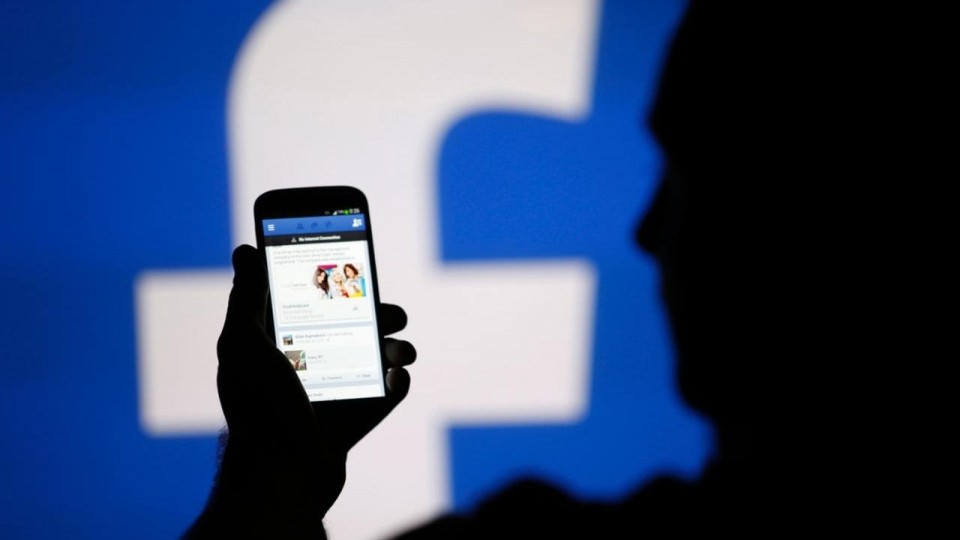 Facebook оштрафовали на 1,2 млн долларов