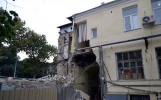 В Одессе обвалилось здание мэрии (фото)