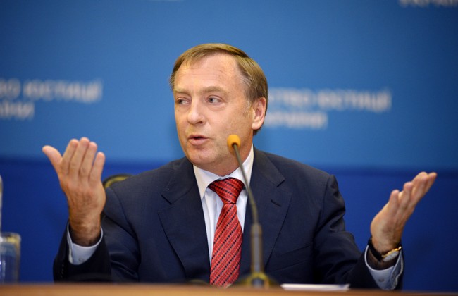 Генпрокуратура просит ареста Лавриновича