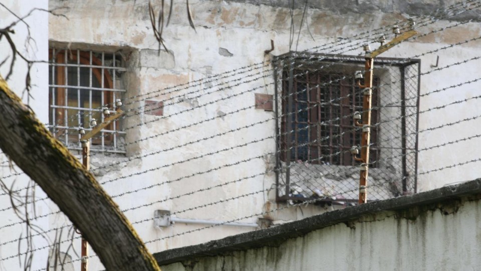 У Хмельницькому слідчому ізоляторі ув'язнені сплять на підлозі