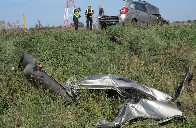 Смертельное ДТП под Киевом: опубликованы фото