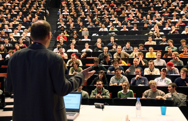 На какие специальности сложнее всего поступить в Украине