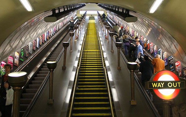 Теракт в Лондоне: обнаружены элементы бомбы