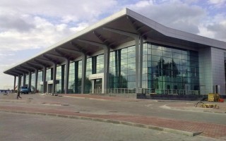 Гройсман взял под контроль проблемы авиасообщения с востоком Украины