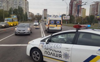 В Киеве джип насмерть сбил велосипедиста