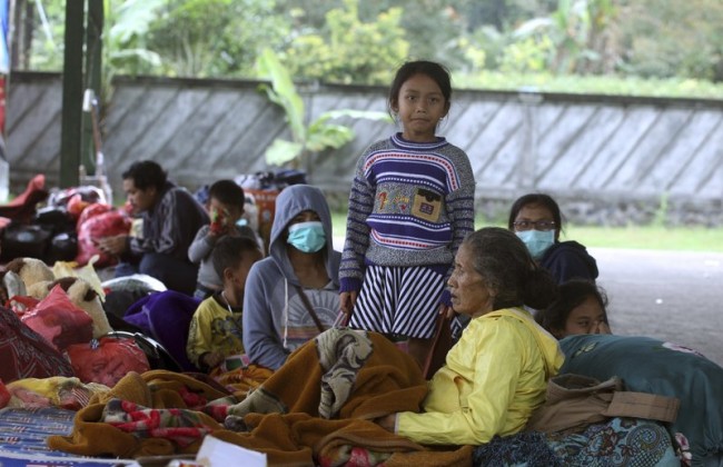 На Бали эвакуируют 57 тысяч человек: угроза извержения вулкана