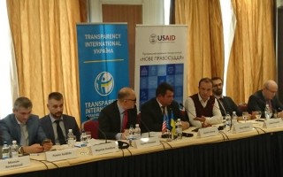 Смогут ли суды решить проблему с коррупцией