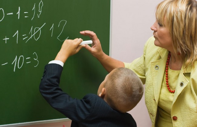 Повышение зарплат педагогам: Гриневич назвала суммы и сроки