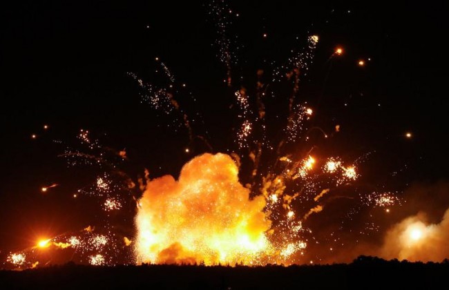 Диверсия или халатность: соцсети бурно обсуждают взрывы в Калиновке