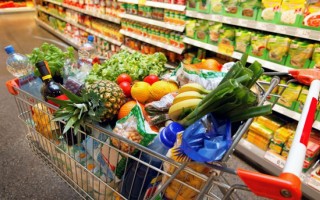 Почему в Украине стремительно дорожают продукты: названы главные причины