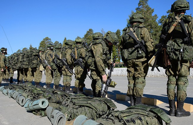 В России хотят запретить военным «светиться» в соцсетях