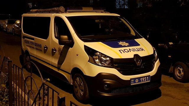 Страшная смерть в столице: мужчина выпал с 16 этажа (видео)