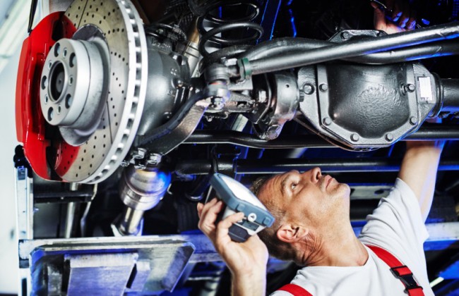 Ремонт автомобиля: правила гарантийного обслуживания