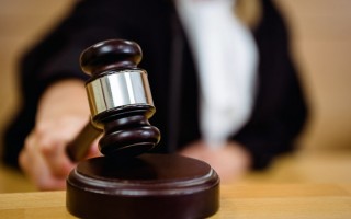 Судебная практика: как вынести два решения по одному делу