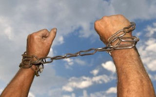 Украинца продержали в рабстве из-за долгов