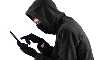 Массовый вид мошенничества в Украине: людям приходят смс от «фискальной службы»