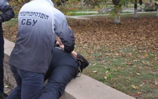 Еще один следователь полиции погорел на взятке (фото)