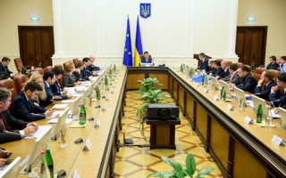 Гройсман заявил о начале расследования по срывам госзакупок