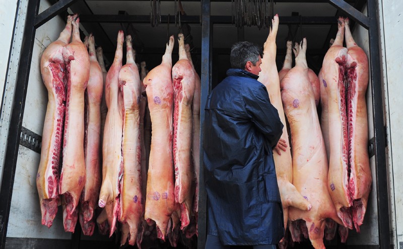 Россия хочет отказатся от европейского мяса
