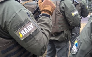 «Дело рюкзаков»: НАБУ продолжает обыски