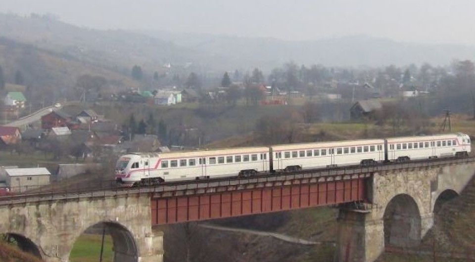 Жуткое убийство на Закарпатье: тело подростка нашли под мостом