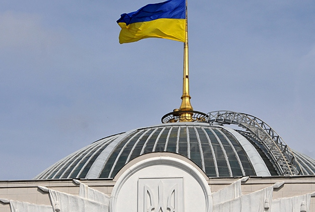 Охотник за драгметаллами атаковал Кабмин